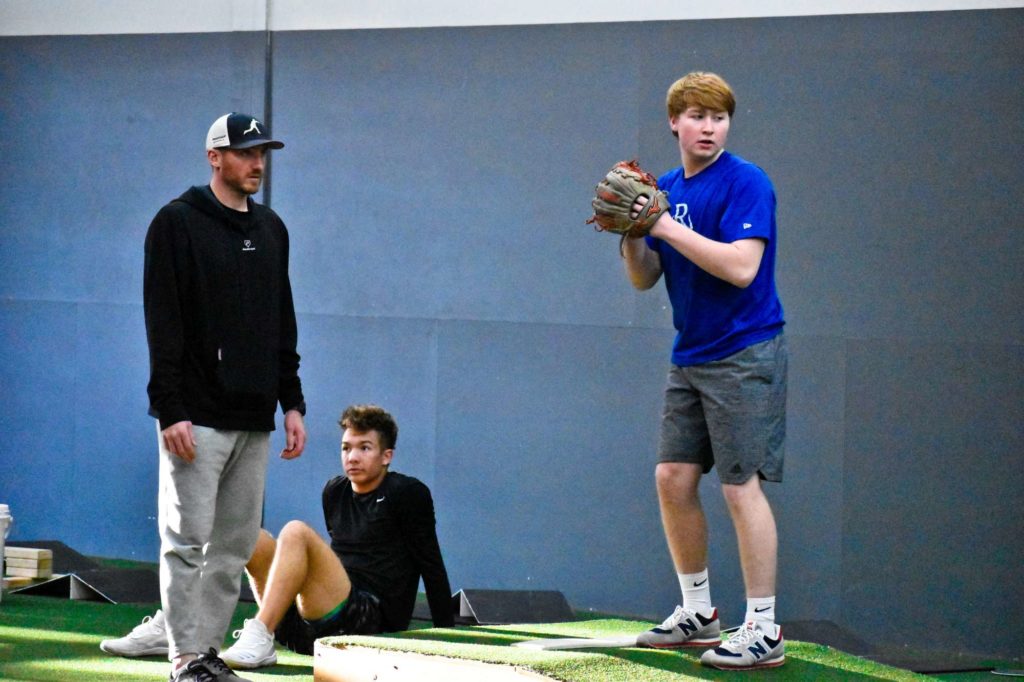 Pitching lessons and pitching program in kansas city baseball training facility 13 1024x682 - Bob Zimmermann