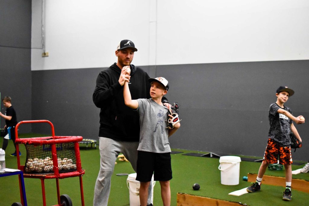 Pitching lessons and pitching program in kansas city baseball training facility 9 1024x682 - Bob Zimmermann